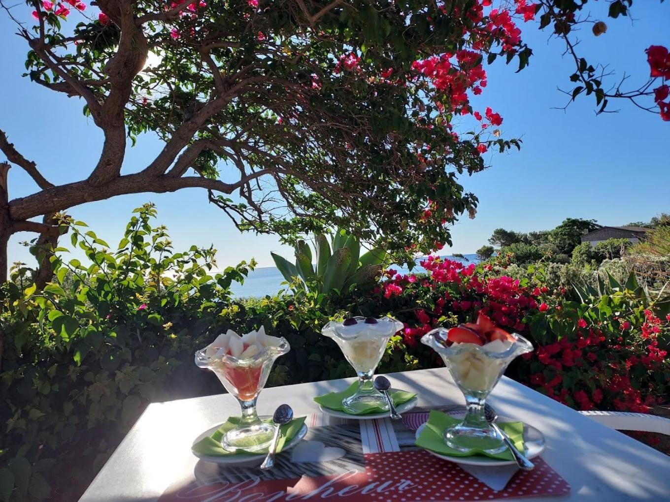 Casa vacanze con piscina vista mare Tertenìa Esterno foto