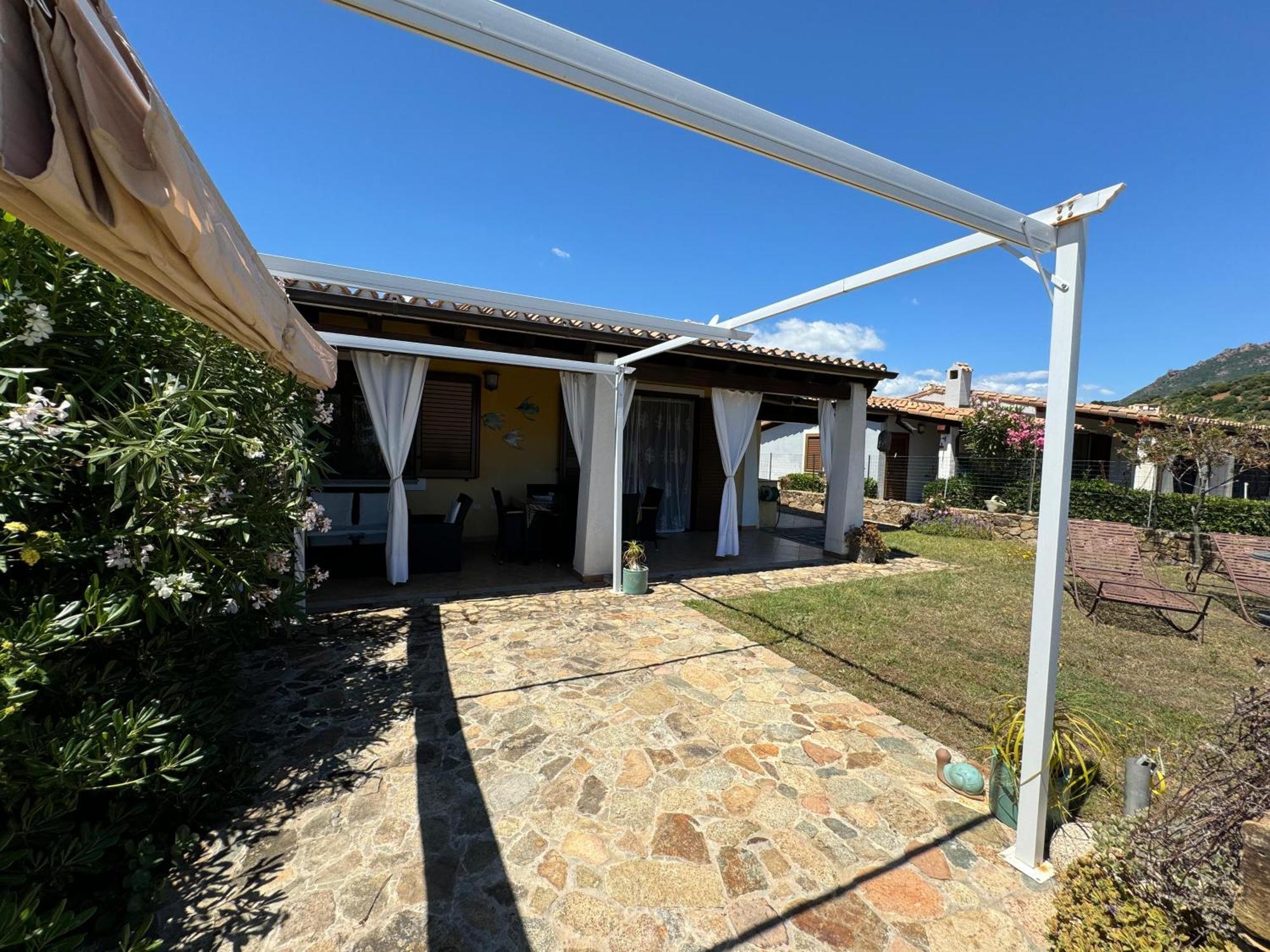 Casa vacanze con piscina vista mare Tertenìa Esterno foto
