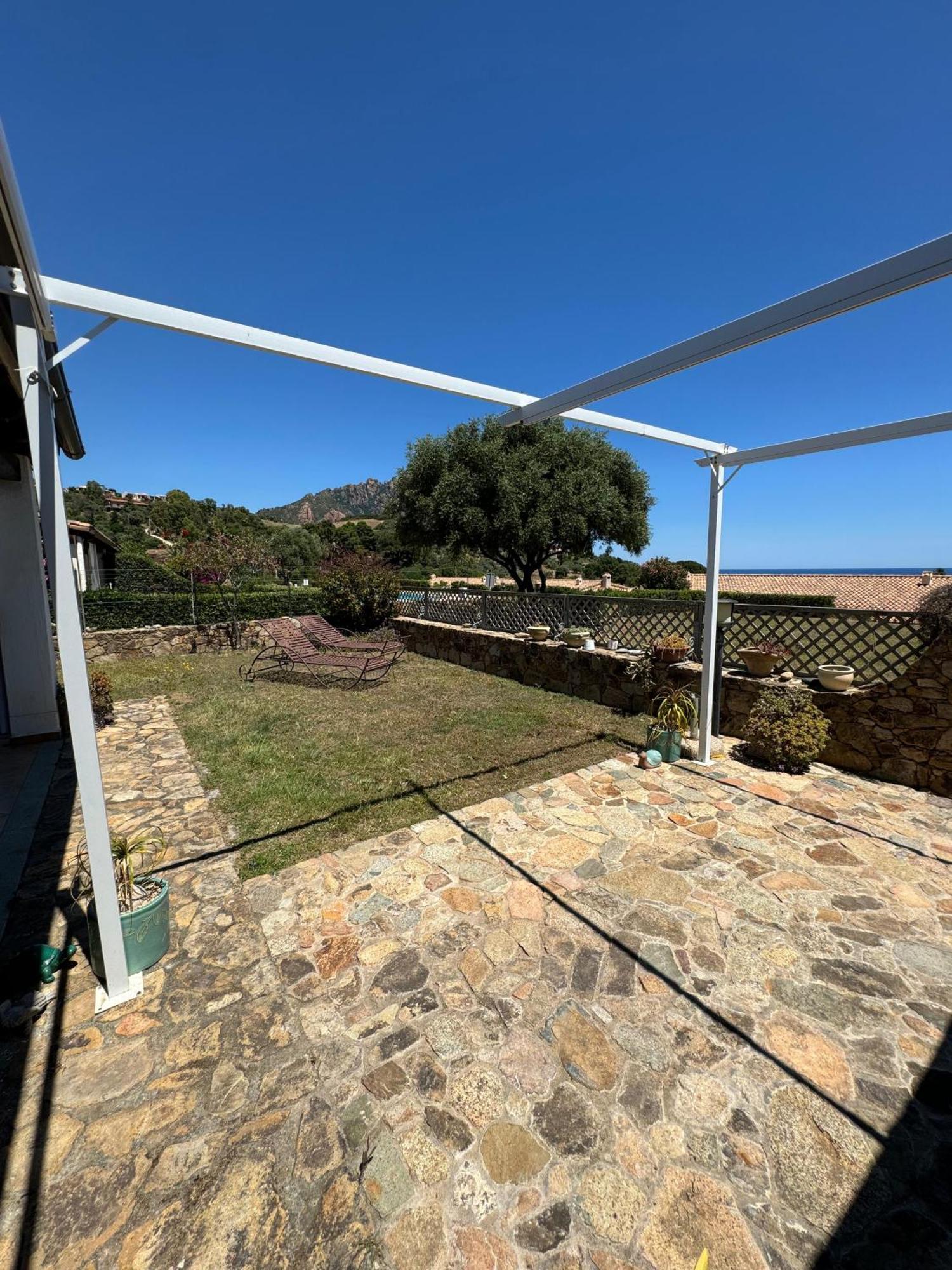 Casa vacanze con piscina vista mare Tertenìa Esterno foto