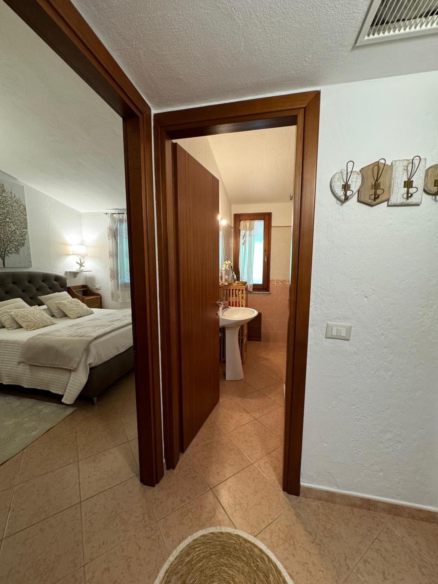 Casa vacanze con piscina vista mare Tertenìa Esterno foto