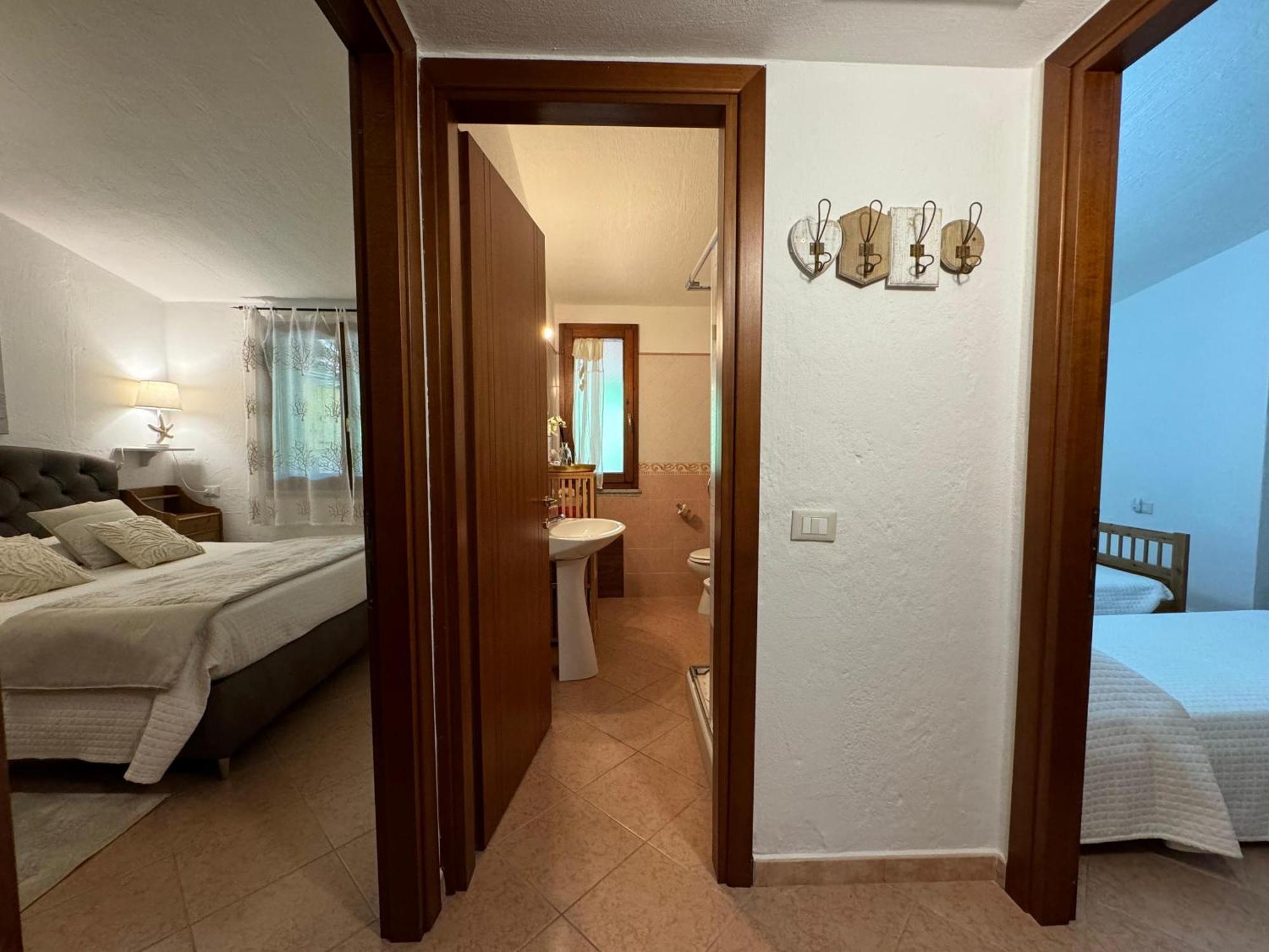 Casa vacanze con piscina vista mare Tertenìa Esterno foto