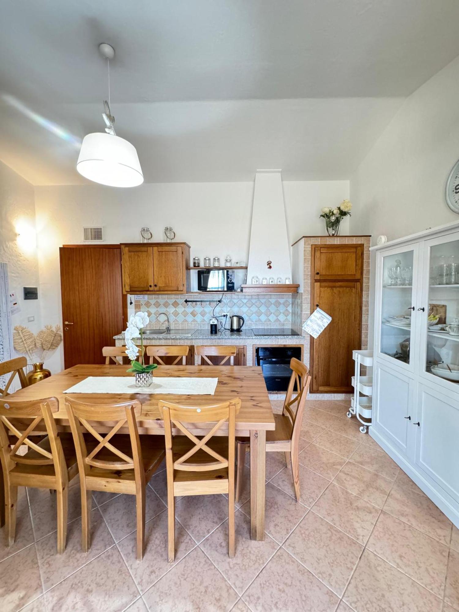Casa vacanze con piscina vista mare Tertenìa Esterno foto